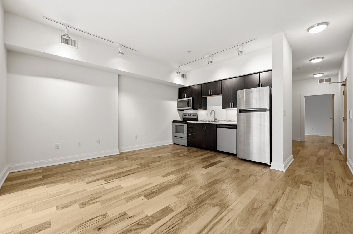 Apt. 104