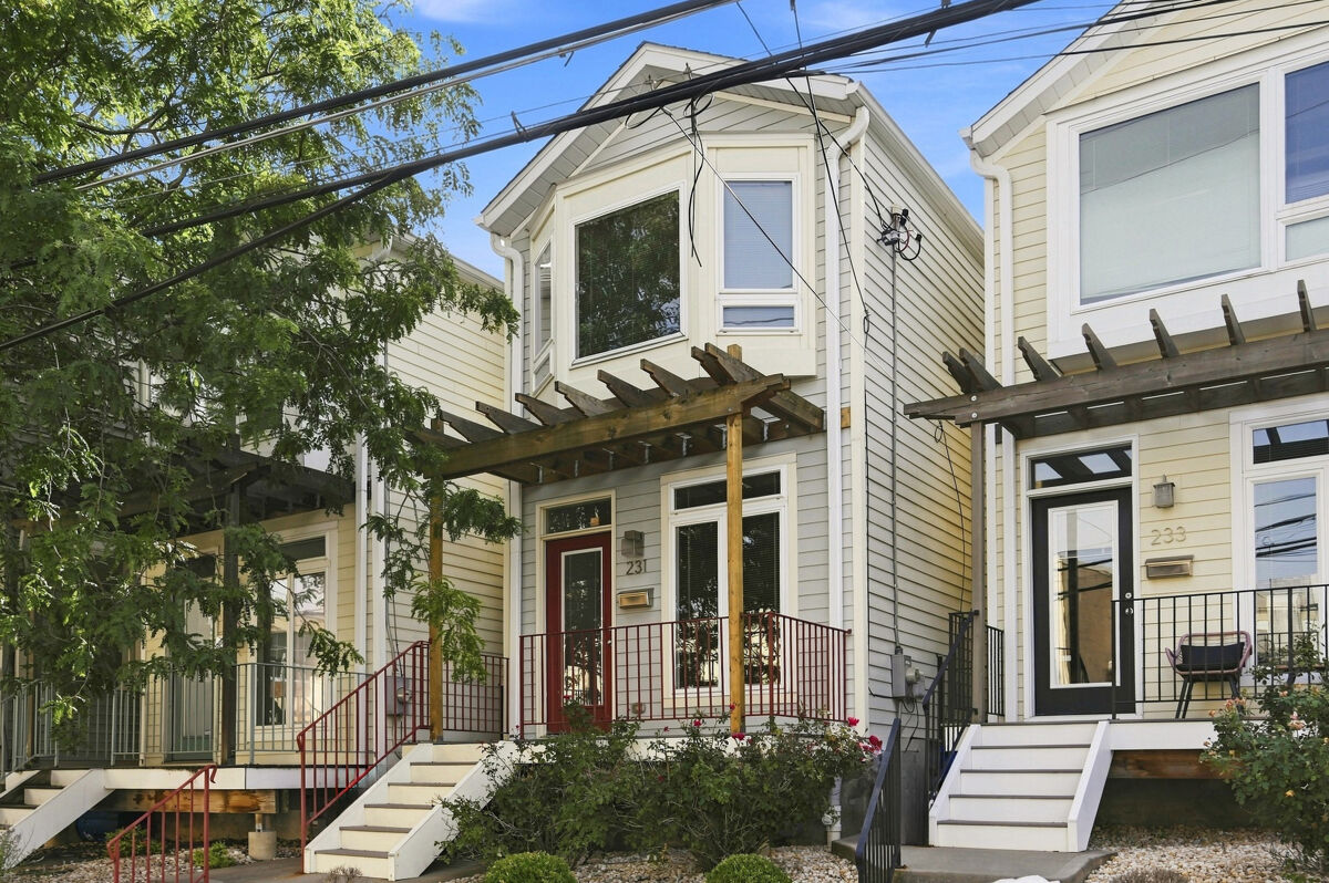 231 Carron Street
