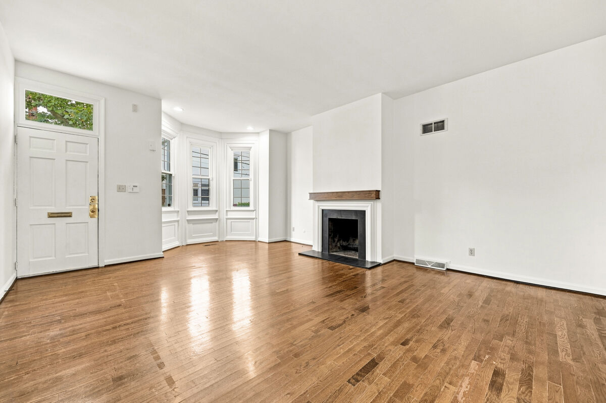 333 Denniston